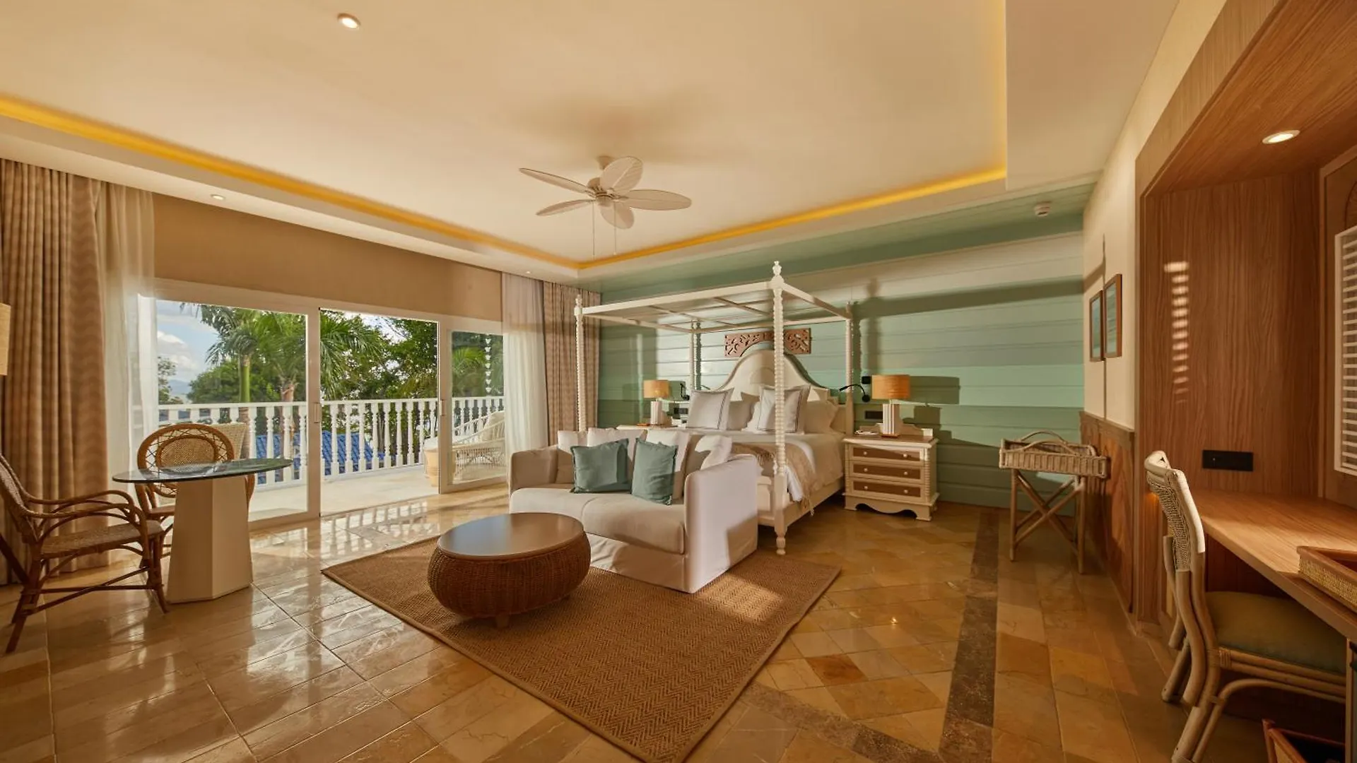 *****  Cayo Levantado Resort (Adults Only) Samana Dominican Republic